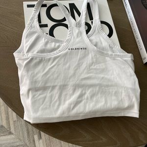 Gold hinge tank medium